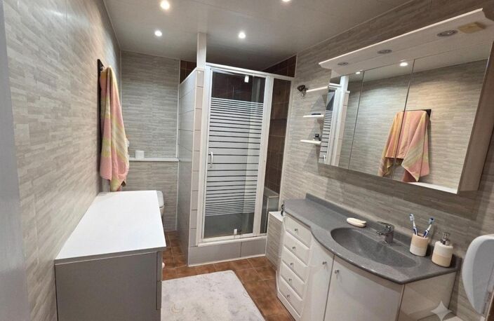 Maison familiale rénovée de 118 m² avec 4 chambres — photo 4