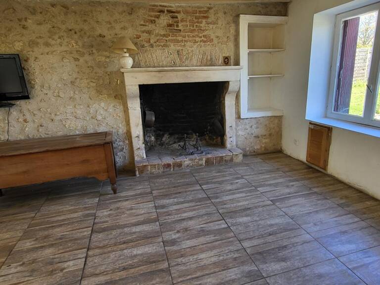 Très jolie maison, 2 chambres, terrain, bois. — photo 1