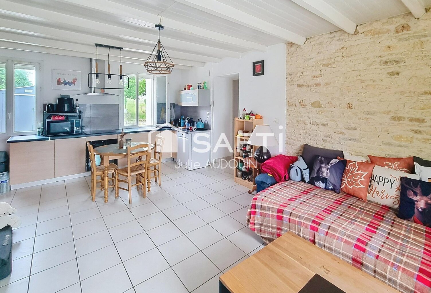 Charmante Maison  Entre Saintes et Saint-Jean-d'Angély — photo 1