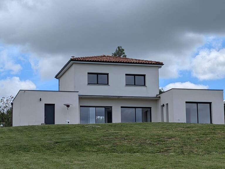 Maison contemporaine de 2024 avec vue dominante — photo 1