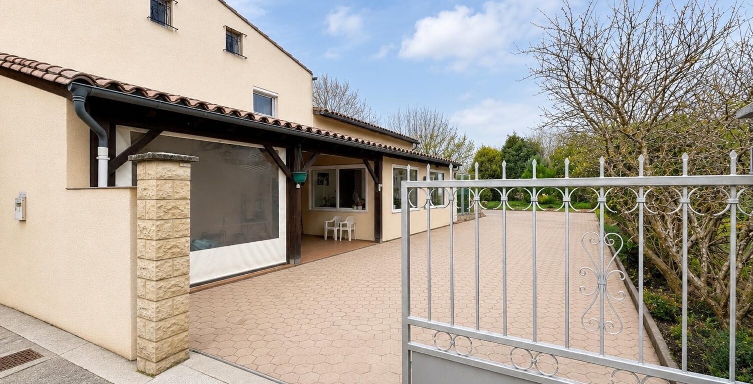 Maison de village 155 m²  Jardin 575 m² — photo 1