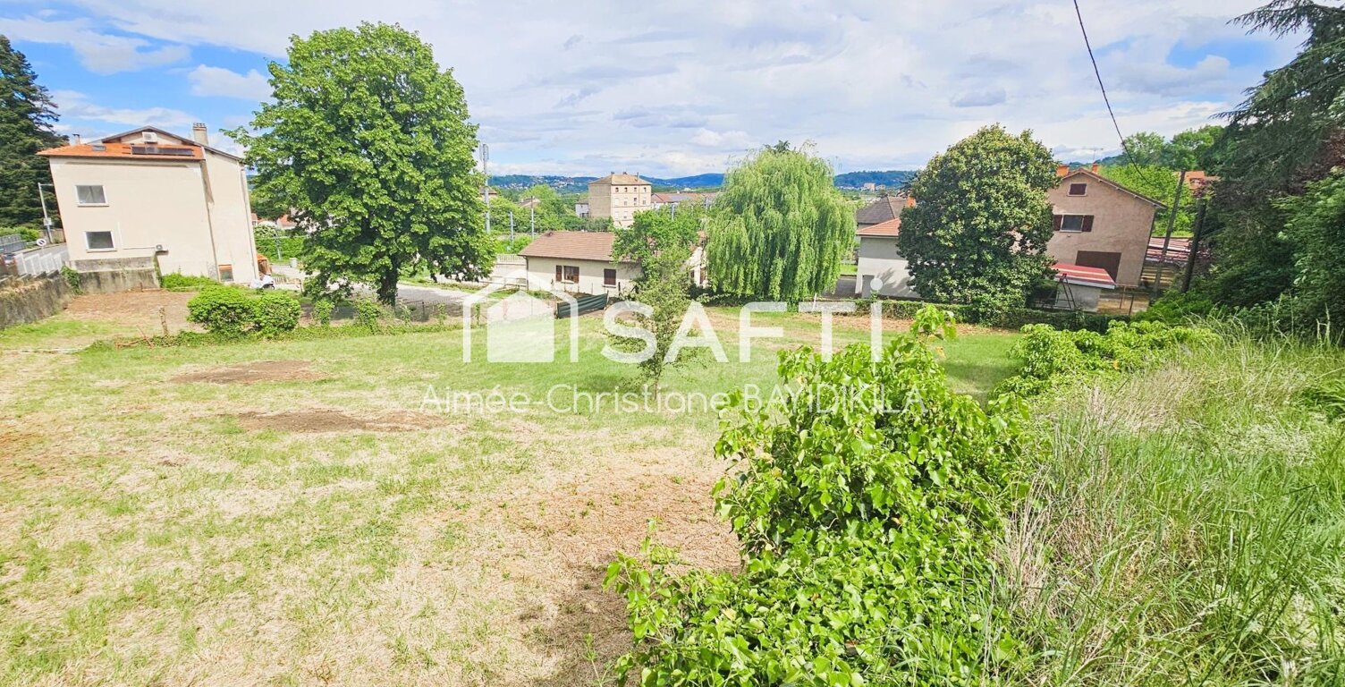À Vendre Terrain Constructible de Plus 1900 m²  Saint -Alban -de - Roche  ( 38080 ) — photo 1