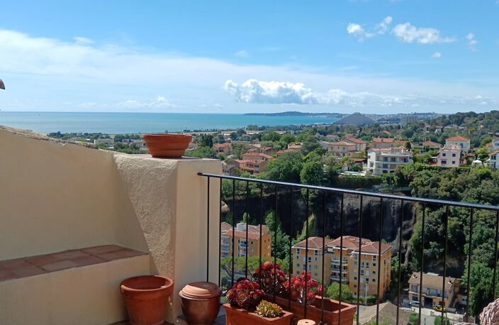 HAUT DE CAGNES -  maison exceptionnelle avec terrasse — photo 3