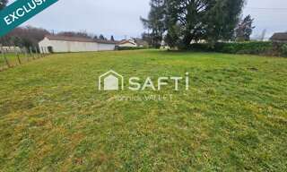 Terrain  1000 m² à vendre à Piégut-Pluviers (24360)