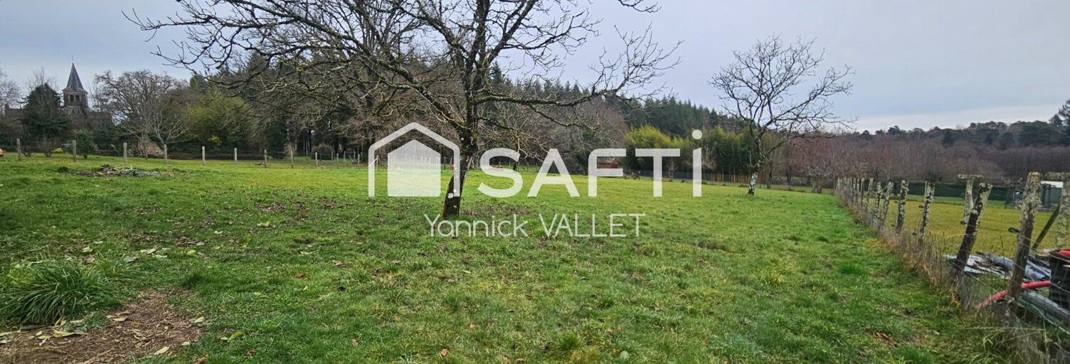 Terrain  2200 m² à vendre à Piégut-Pluviers (24360)