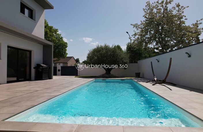 Villa Paros-Livadi · 220 m² · 4 suites parentales · piscine couloir de nage · Toulouse 31300 — photo 4