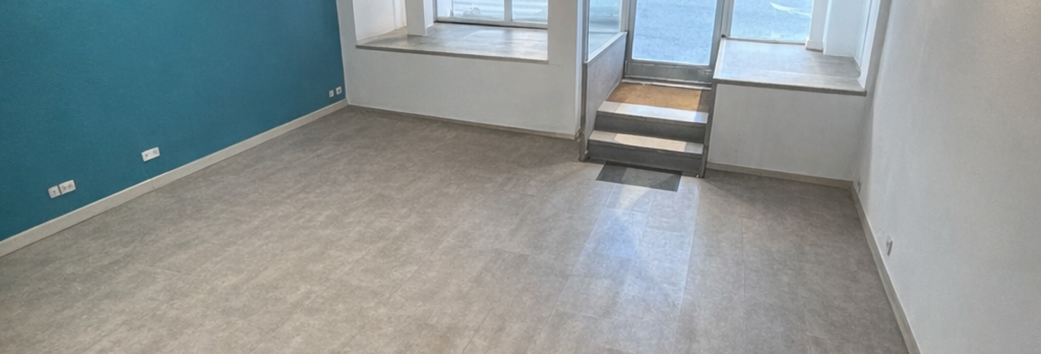 Commerce  71 m² à vendre à Nîmes (30000)