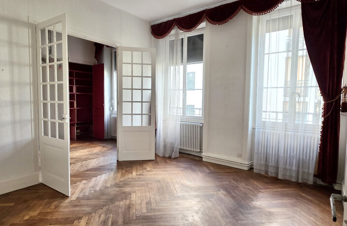 L'ART DE VIVRE À LA CROIX ROUSSE PLATEAU ! T3/4  99 M2 - VO — photo 3