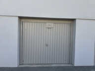 PORT-DE-BOUC   GARAGE / LOCAL DE STOCKAGE — photo 2