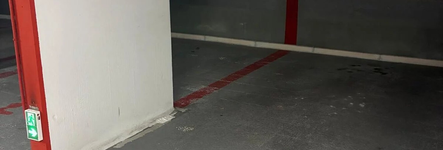 Garage   m² à vendre à Paris 12 (75012)