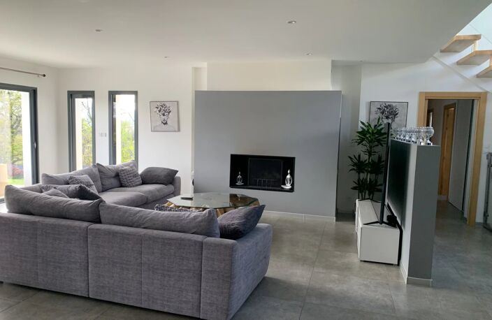 VILLA T7 D'EXCEPTION DE 210 M² - VUE PYRÉNÉES — photo 3