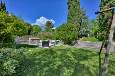 Maison 5 pièces 748500 €