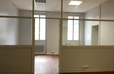 RUE ROQUELAINE - BUREAUX DE 229M2 RENOVES - 10 PARKINGS — photo du bien
