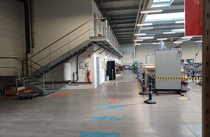 SITE INDUSTRIEL A VENDRE BEAUCOUZE — photo 2
