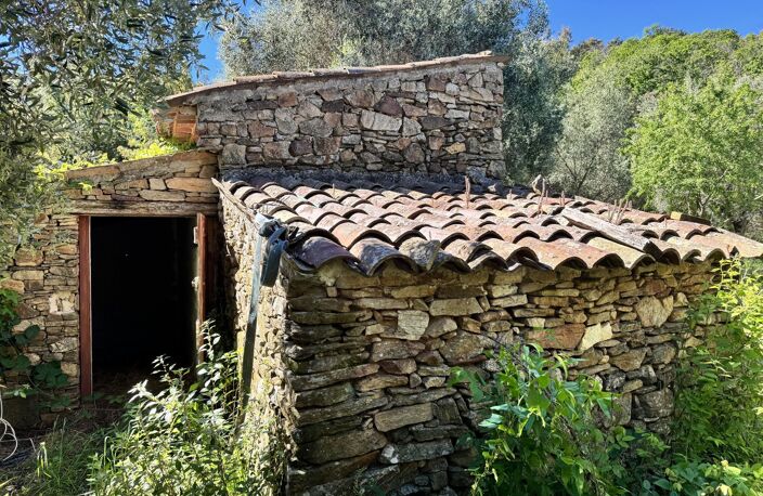Vente maison 5 pièces 200 m² Tanneron (83440) — photo 2