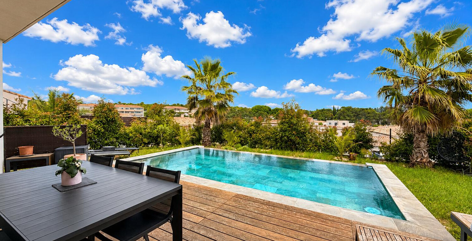 NIMES CARREAU DE LANES/VEDELIN Splendide villa 5 pièces de 1 — photo 1