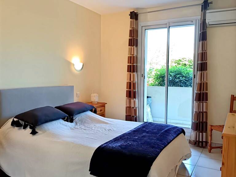 BEL APPARTEMENT T3 À DRAGUIGNAN CENTRE — photo 1
