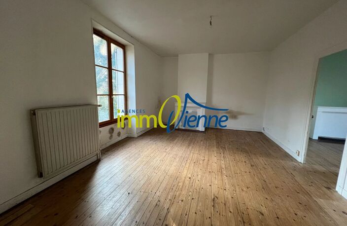 Ensemble de 3 maisons  en pierre à Réhabiliter !  20 min de poitiers ! — photo 5