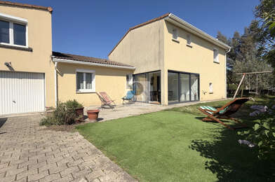 Maison 7 pièces 400000 €