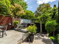 Maison Sous-sol complet avec garage — photo 2