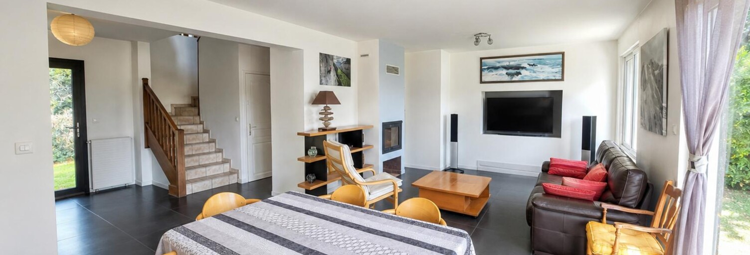 Maison 7 Pièces 152 m² à vendre à Vaugneray (69670)