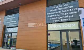 Commerce  215 m² à louer à Brignoles (83170)
