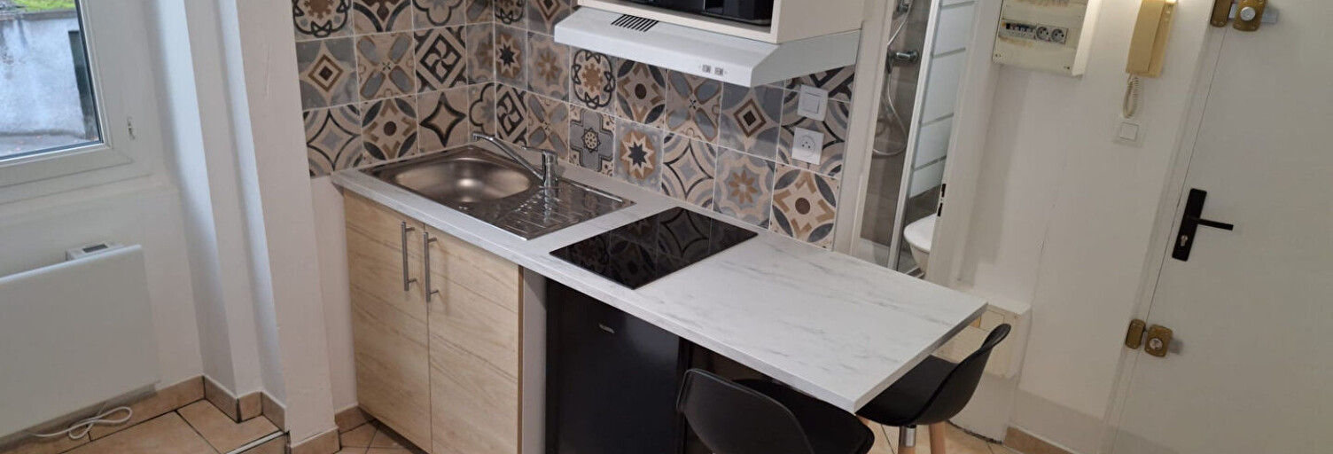 Appartement 1 Pièce 13 m² à louer à Oullins-Pierre-Bénite (69600)