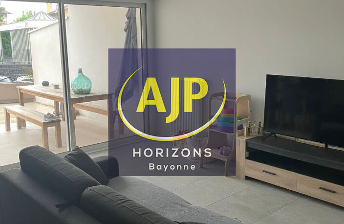 BYONNE - T2 avec terrasse — photo 2
