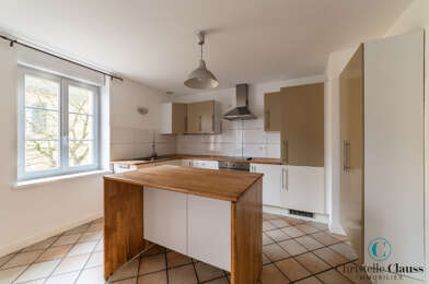 Appartement 3 pièces 845 €