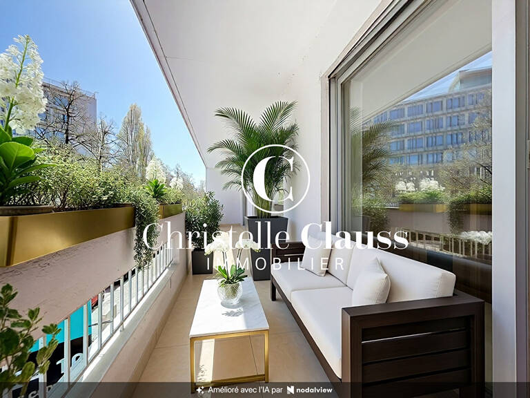 Appartement 4 pièces 147 m2 avec terrasses garage parking et cave — photo 1