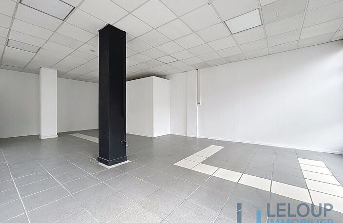 Local commercial de 55m² - proche place de la Pucelle — photo 4