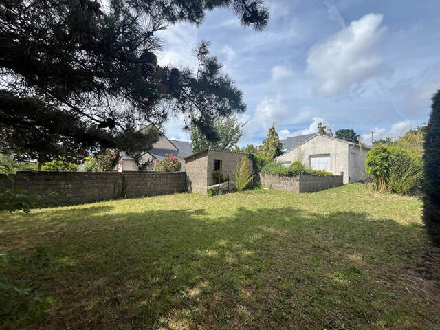 LA BAULE -Quartier du Bas-Guezy -Fort potentiel sur 815 m² de terrain constructible — photo du bien