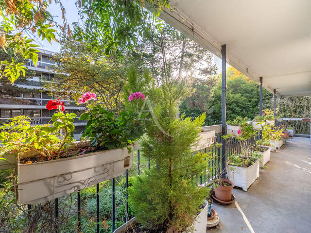 APPARTEMENT TROIS CHAMBRES GRANDE TERRASSE ! — photo du bien