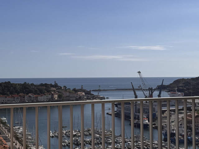 Appartement avec terrasse vue mer à Port-Vendres — photo du bien