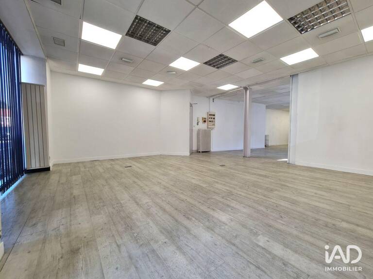 Location Boutique/Local commercial 65 m&sup2; — photo 1