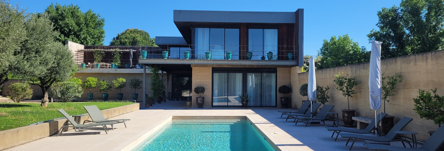 Maison 10 Pièces 280 m² à vendre à Uzès (30700)