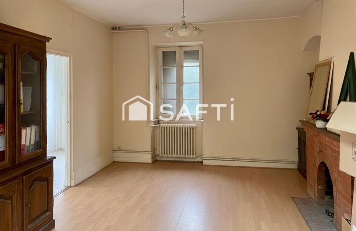En plein centre de Nérac, Local professionnel (appartement) de 65 m2 — photo 2