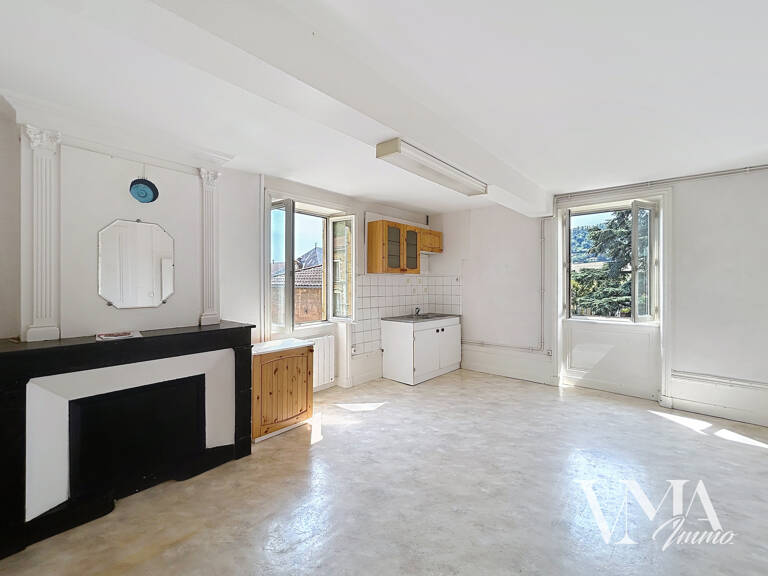 Appartement à rénover - à 3 minutes de Chatillon d'Azergues — photo 1