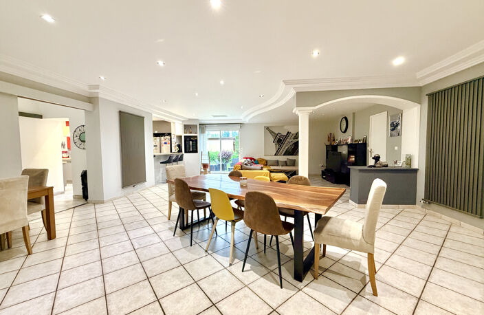Grande maison familiale frontenas 280 m2 avec 5 chambres à 3 — photo 4