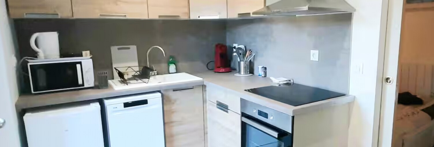 Immeuble  110 m² à vendre à Sainte-Jalle (26110)
