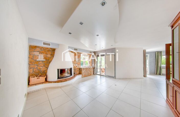 villa d'architecte de 300m² avec piscine de 12,50x5m sur un terrain de 2512m² — photo 4