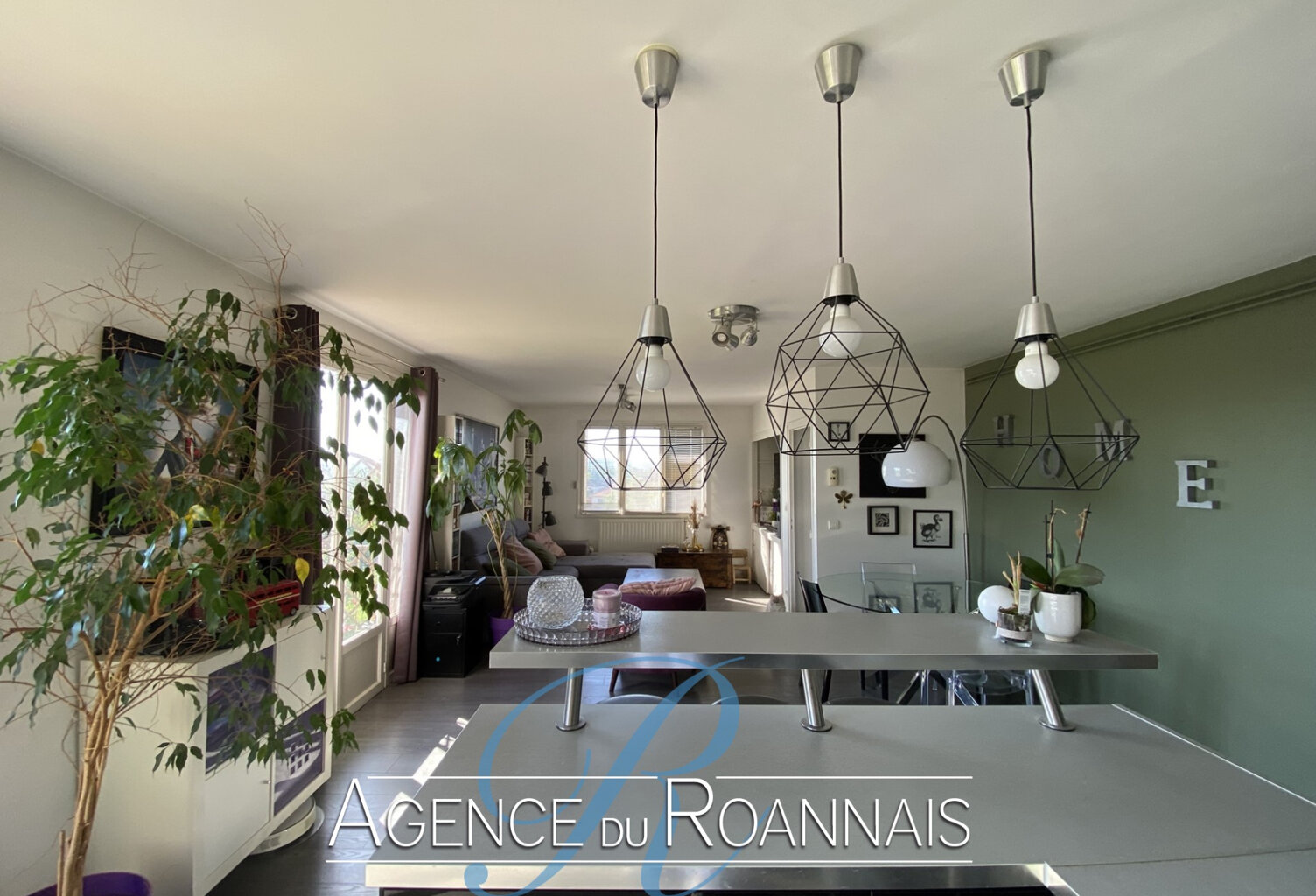 Appartement Type 3 à vendre à LE COTEAU avec double balcons — photo 1