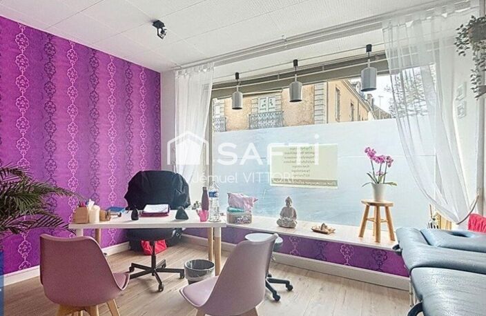 Immeuble de rapport loué  Hyper centre d'Ernée — photo 2