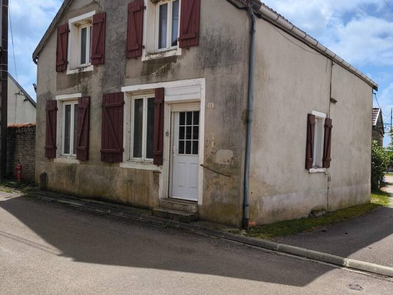 Maison 80 M2 à rafraîchir. — photo 1