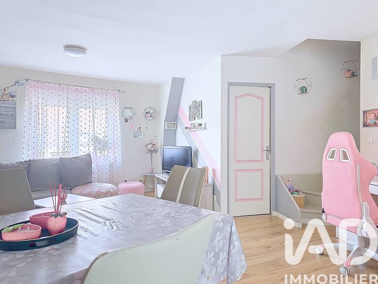 Vente Immeuble 245 m&sup2; — photo 1