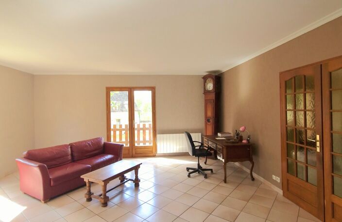 Vente Maison/villa 7 pièces — photo 3