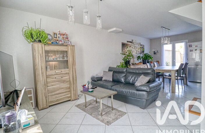 Vente Triplex 5 pièces — photo 2