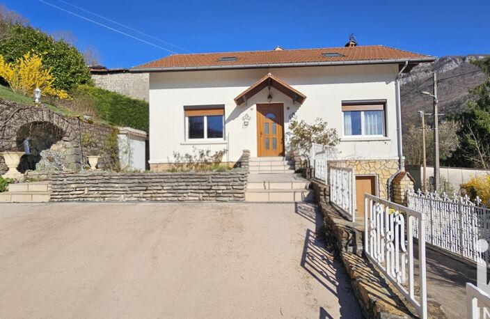 Vente Maison/villa 5 pièces — photo 3