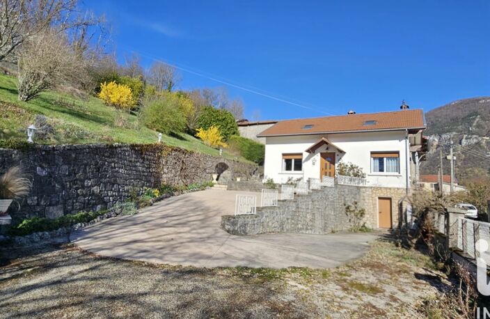 Vente Maison/villa 5 pièces — photo 4
