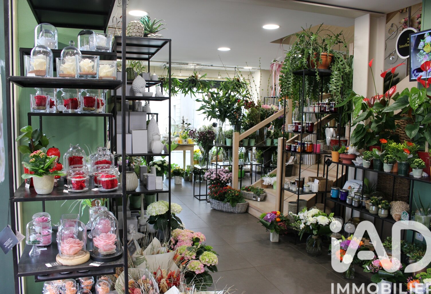 Vente Cadeaux, Fleurs 260 m&sup2; — photo 1
